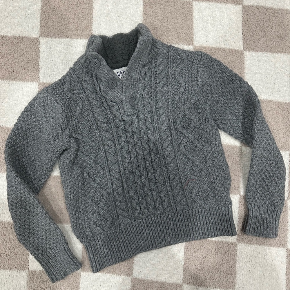Gap boy gray chunky knit sweater size S 6-7